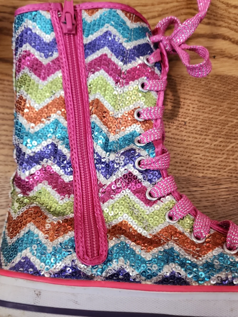 2013 Skechers Twinkle Toes Ziggy Girl Light-Up Mid-Calf Sneakers - Size 2, VGUC